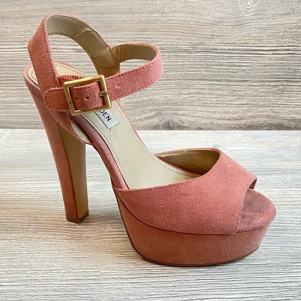 Steve Madden Dynemite platform leather suede buckled heals sz 7.5
